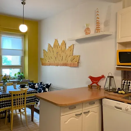 Sares - Ydinkeskustan Tilava Reissukoti * Kuopio